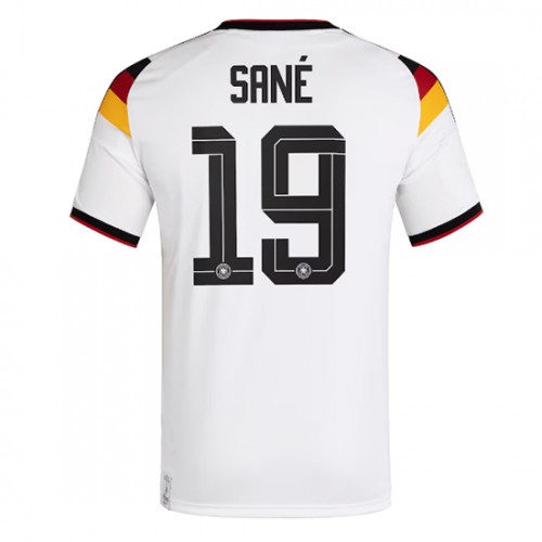 Stroje piłkarskie Niemcy Leroy Sane #19 Koszulka Podstawowej MŚ 2026 Krótki Rękaw
